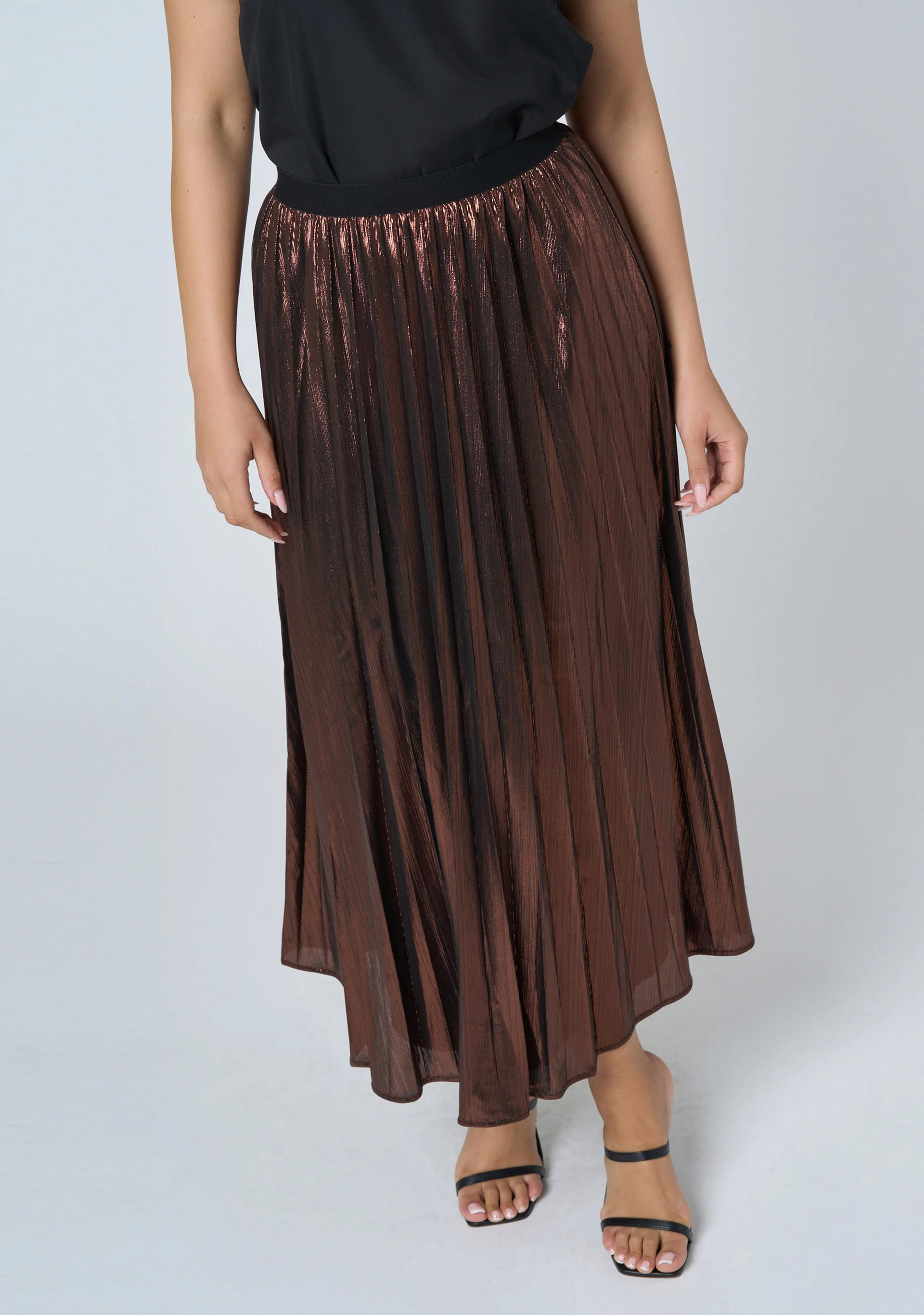 Berlin Maiden Pleated Maxi Skirt - Image 2