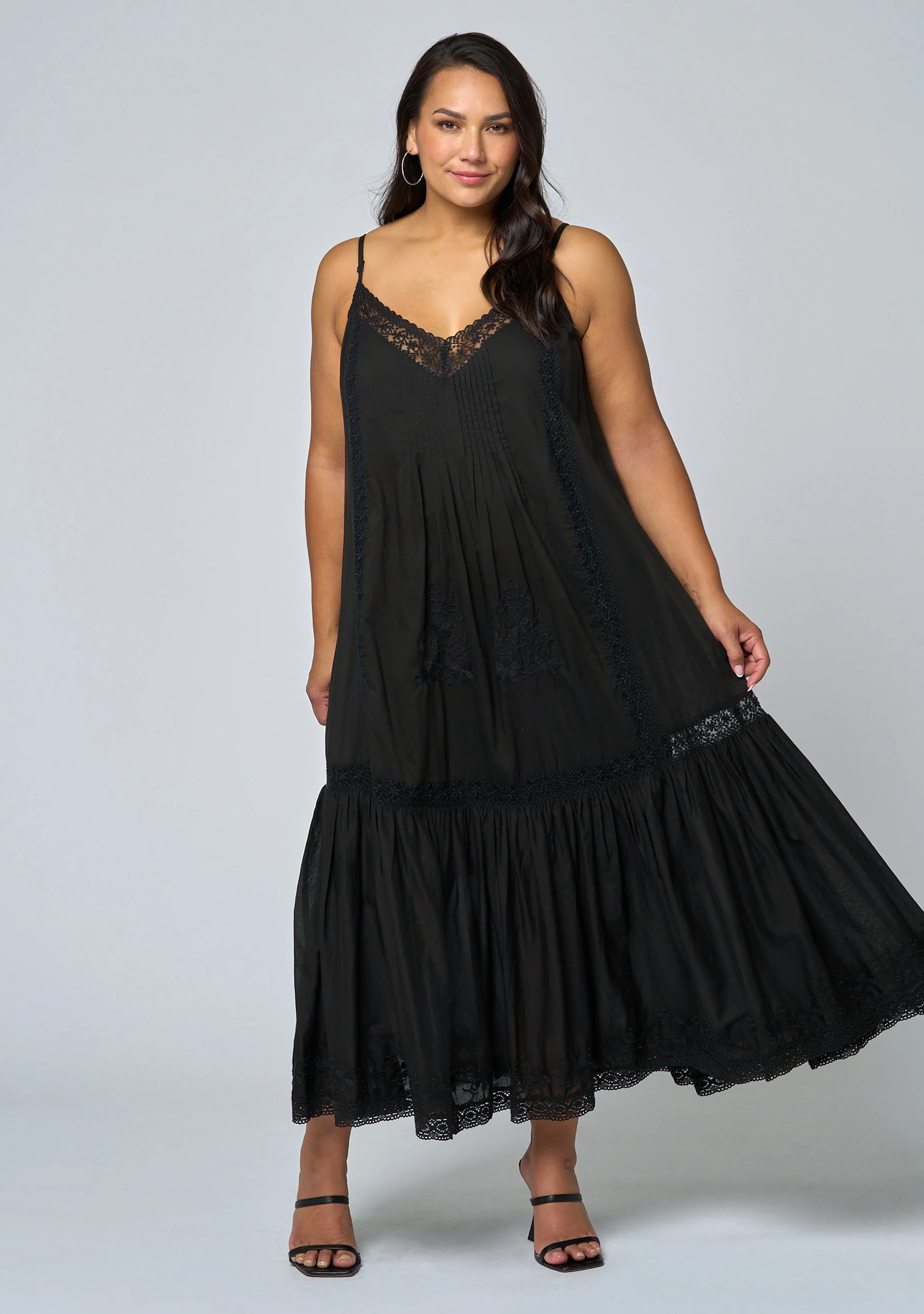 Elizabeth Embroidered Maxi Dress