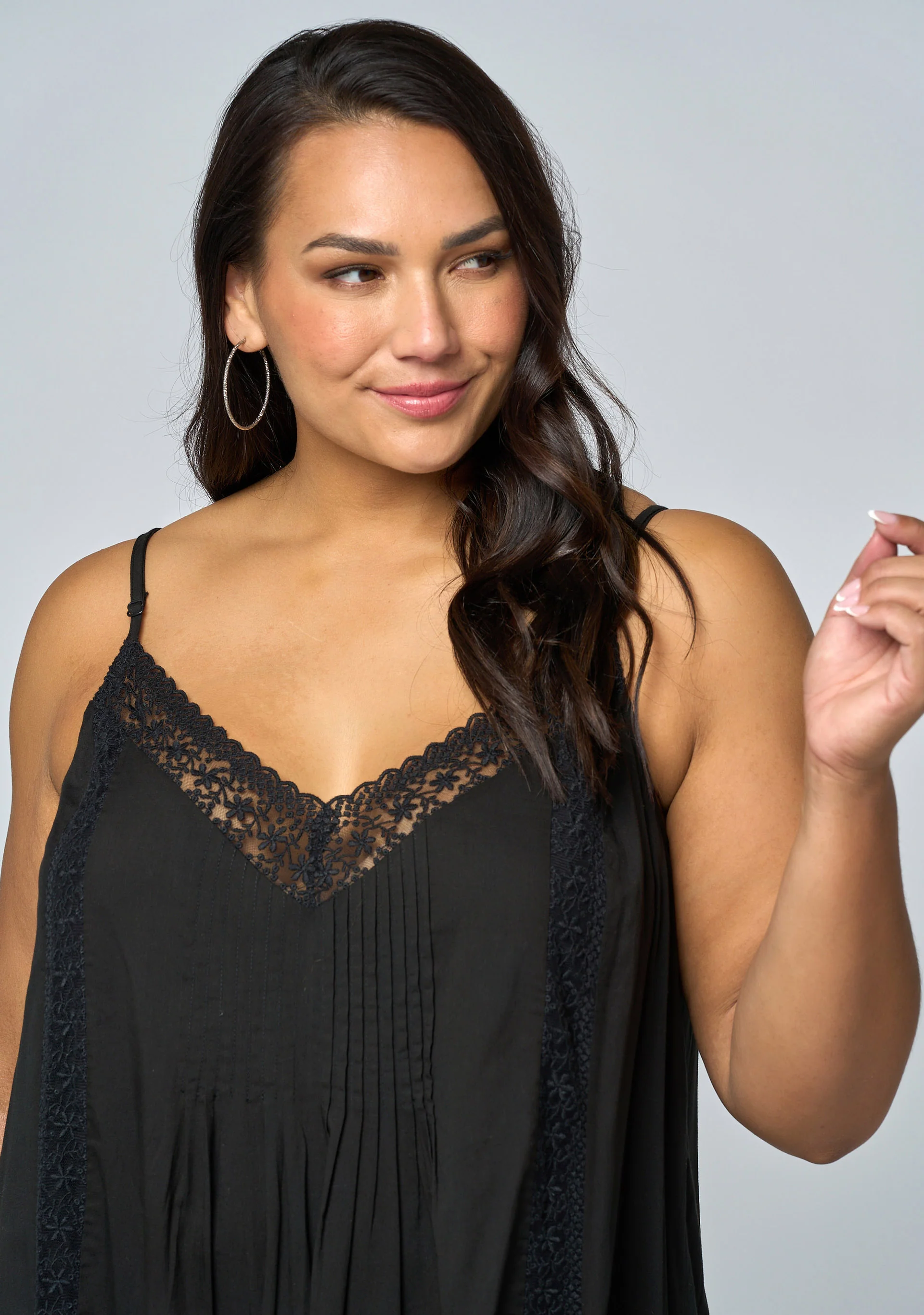 Elizabeth Embroidered Maxi Dress - Image 2