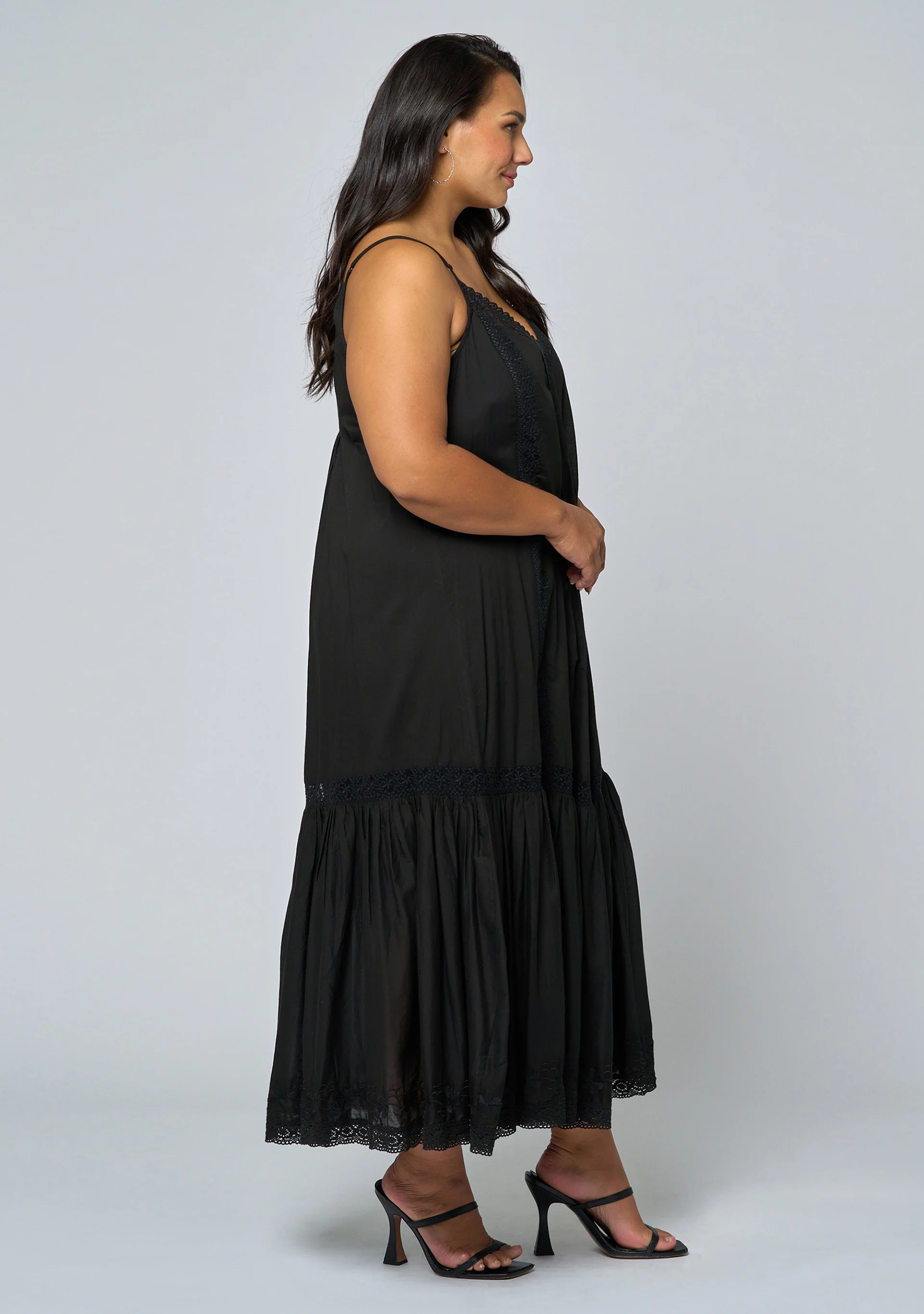 Elizabeth Embroidered Maxi Dress - Image 5