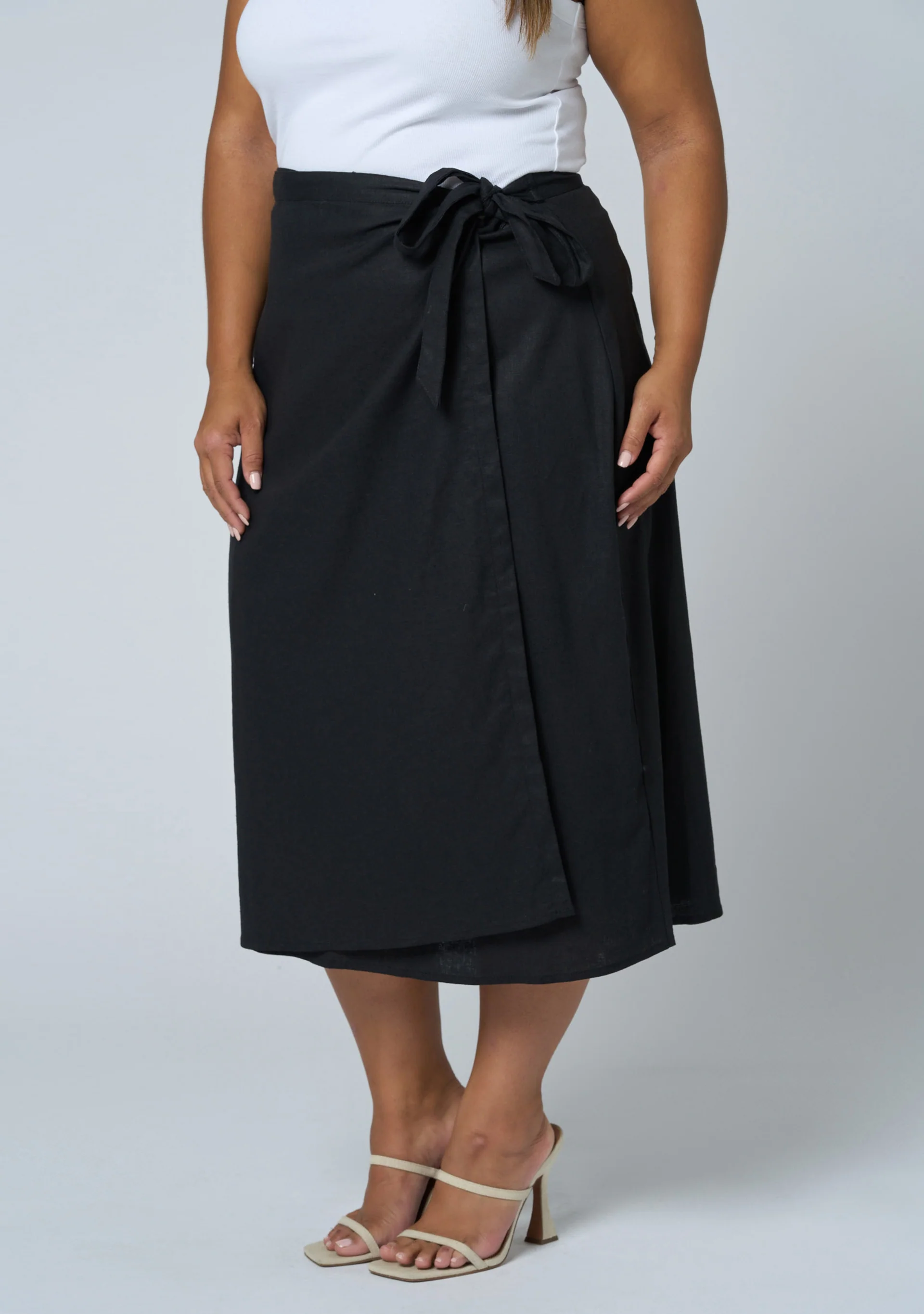 Gina Linen Wrap Skirt - Image 4