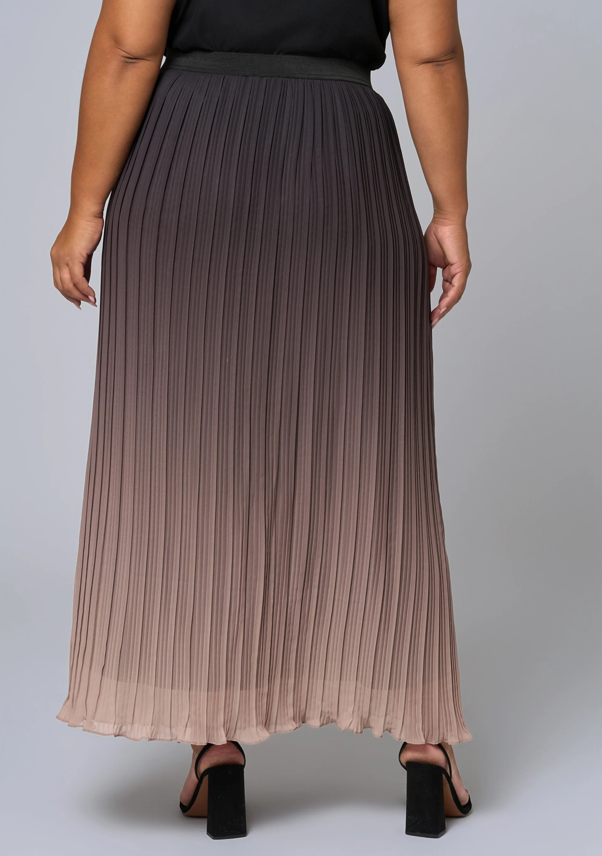 Heartthrob Maxi Skirt - Image 6