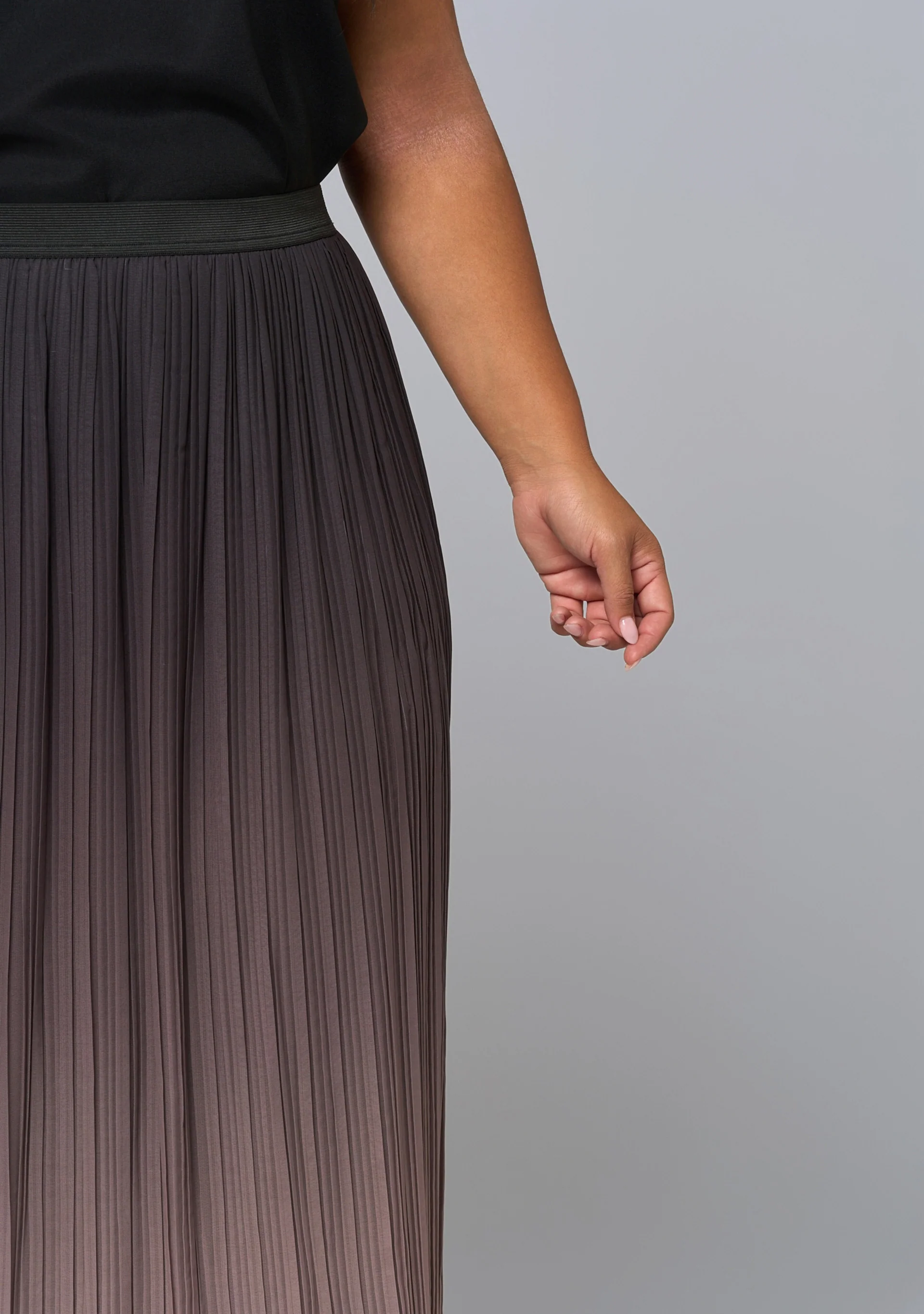 Heartthrob Maxi Skirt - Image 7