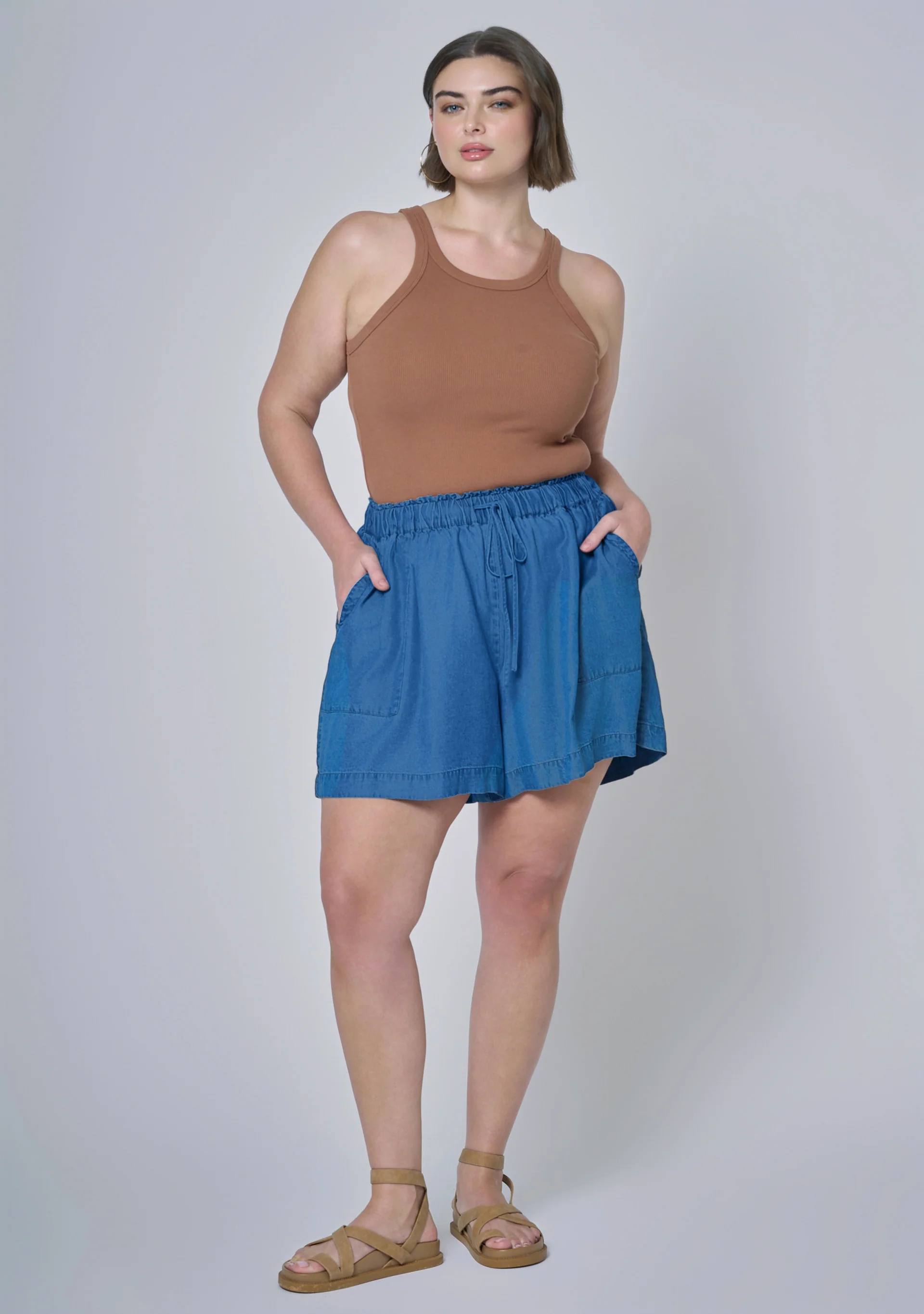 Jadie Chambray Shorts - Image 3