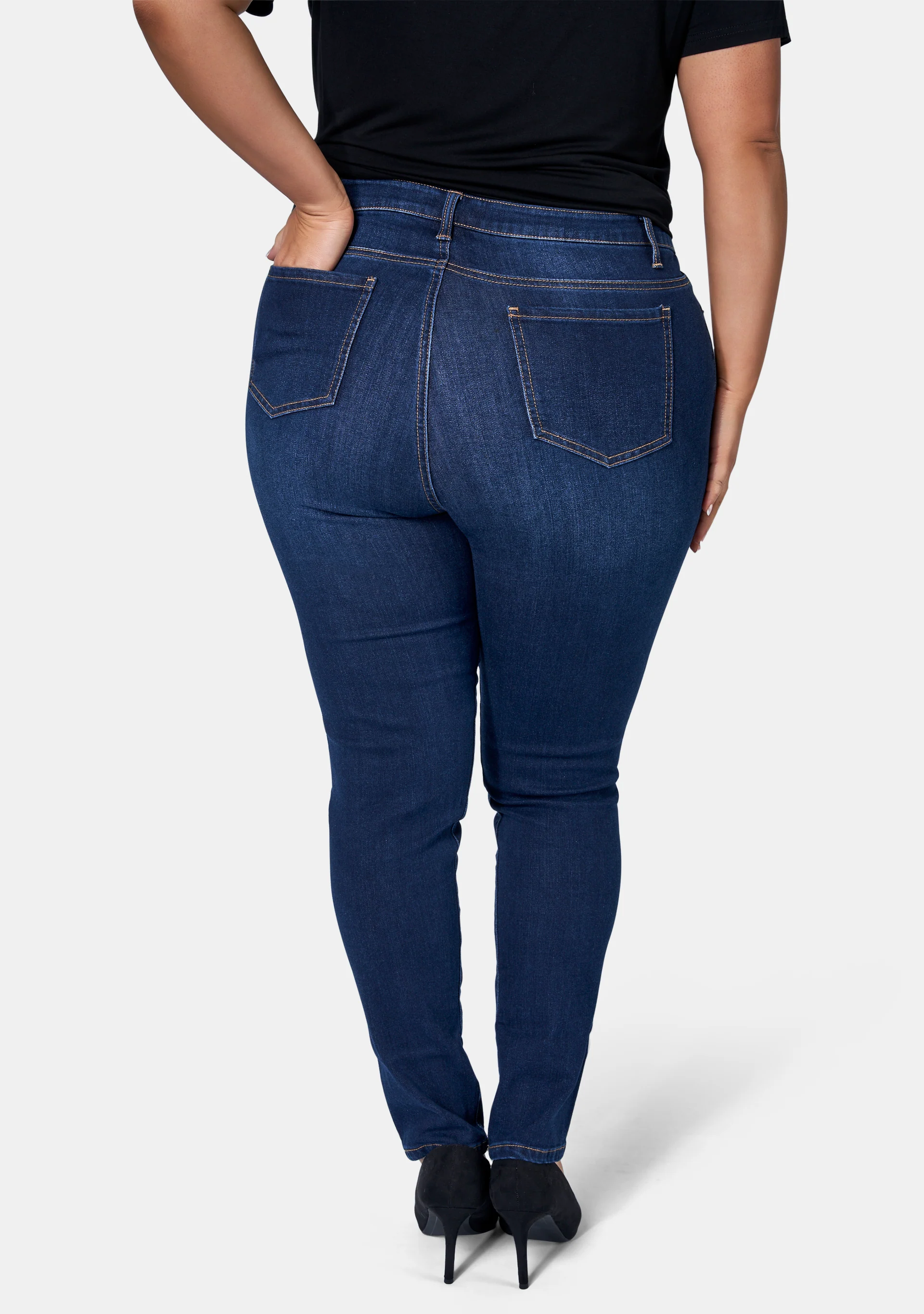 Kylie Curve Skinny Jean - Image 4