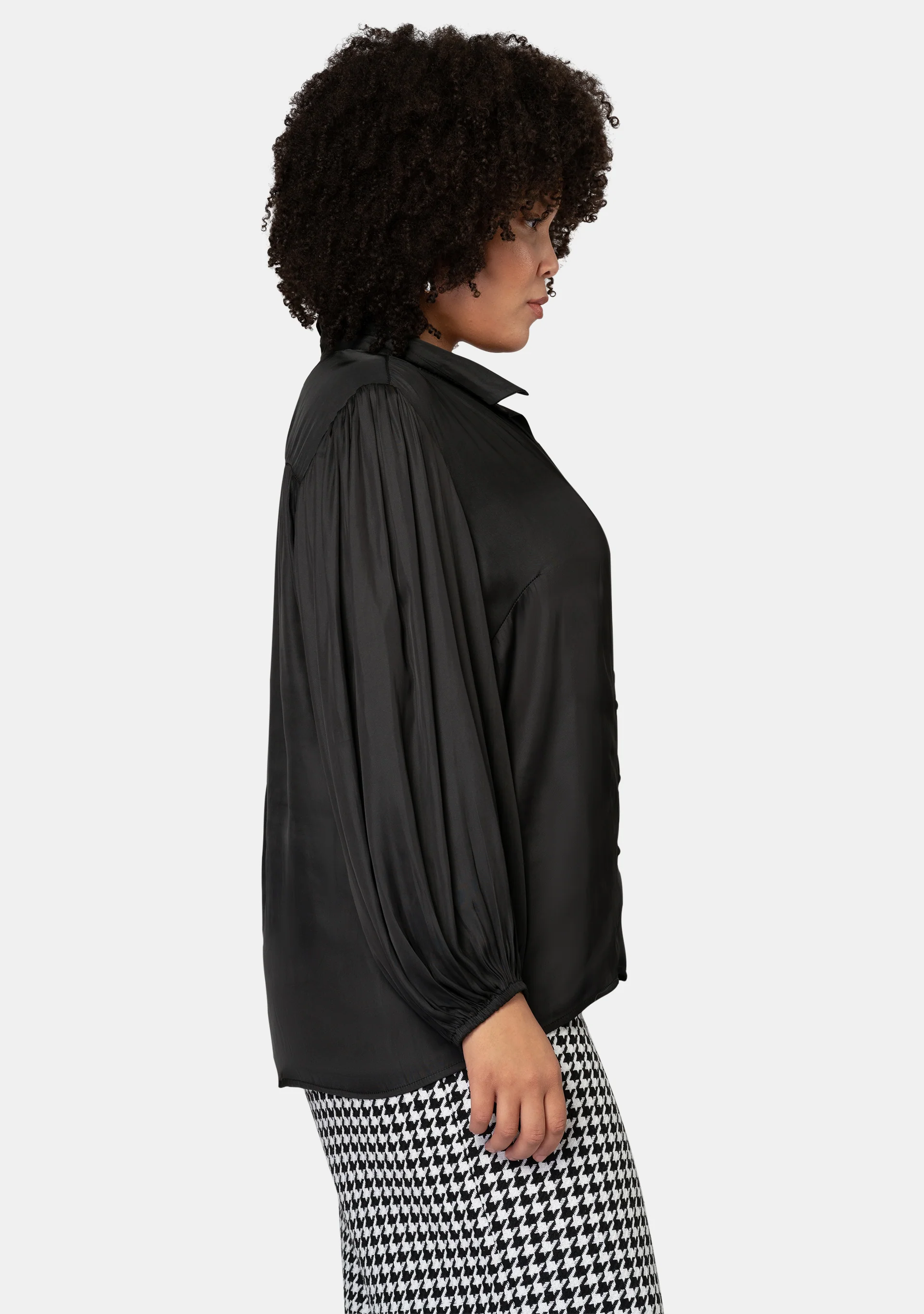 Loren Satin Shirt - Image 4