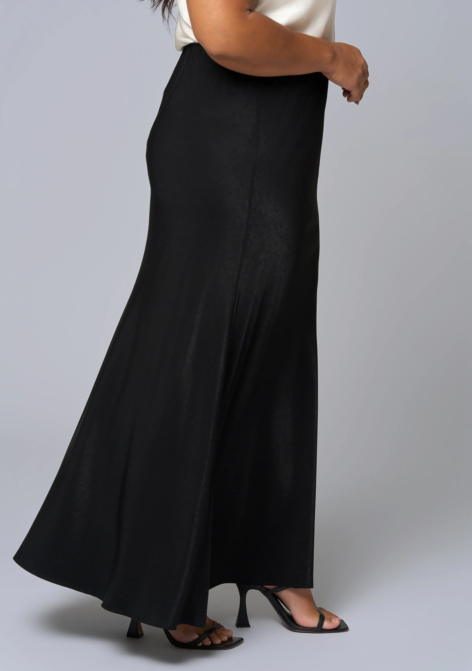Luxe Satin Maxi Skirt - Image 4