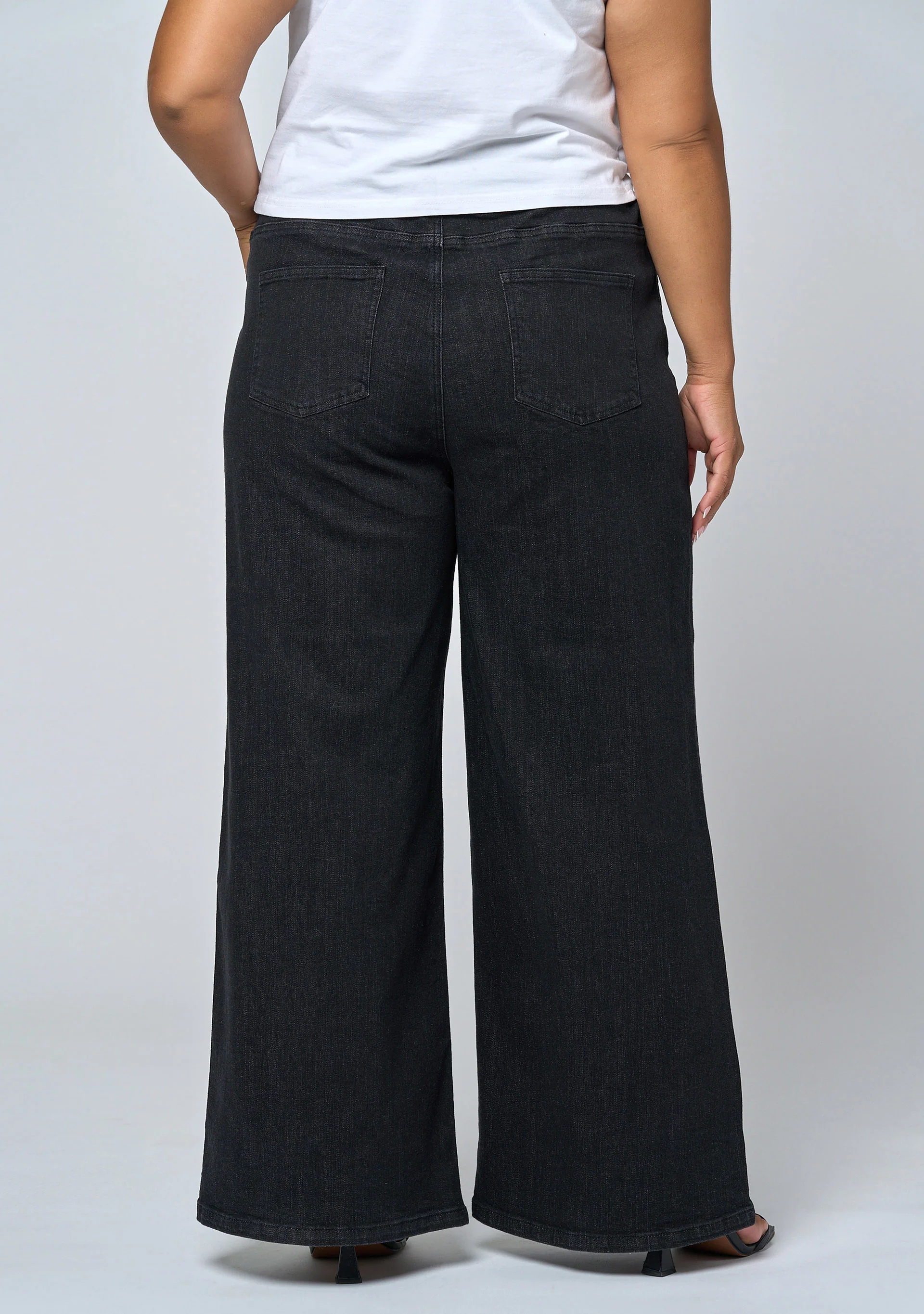 Luxe Wide Leg Comfort Waist Jean - Image 3
