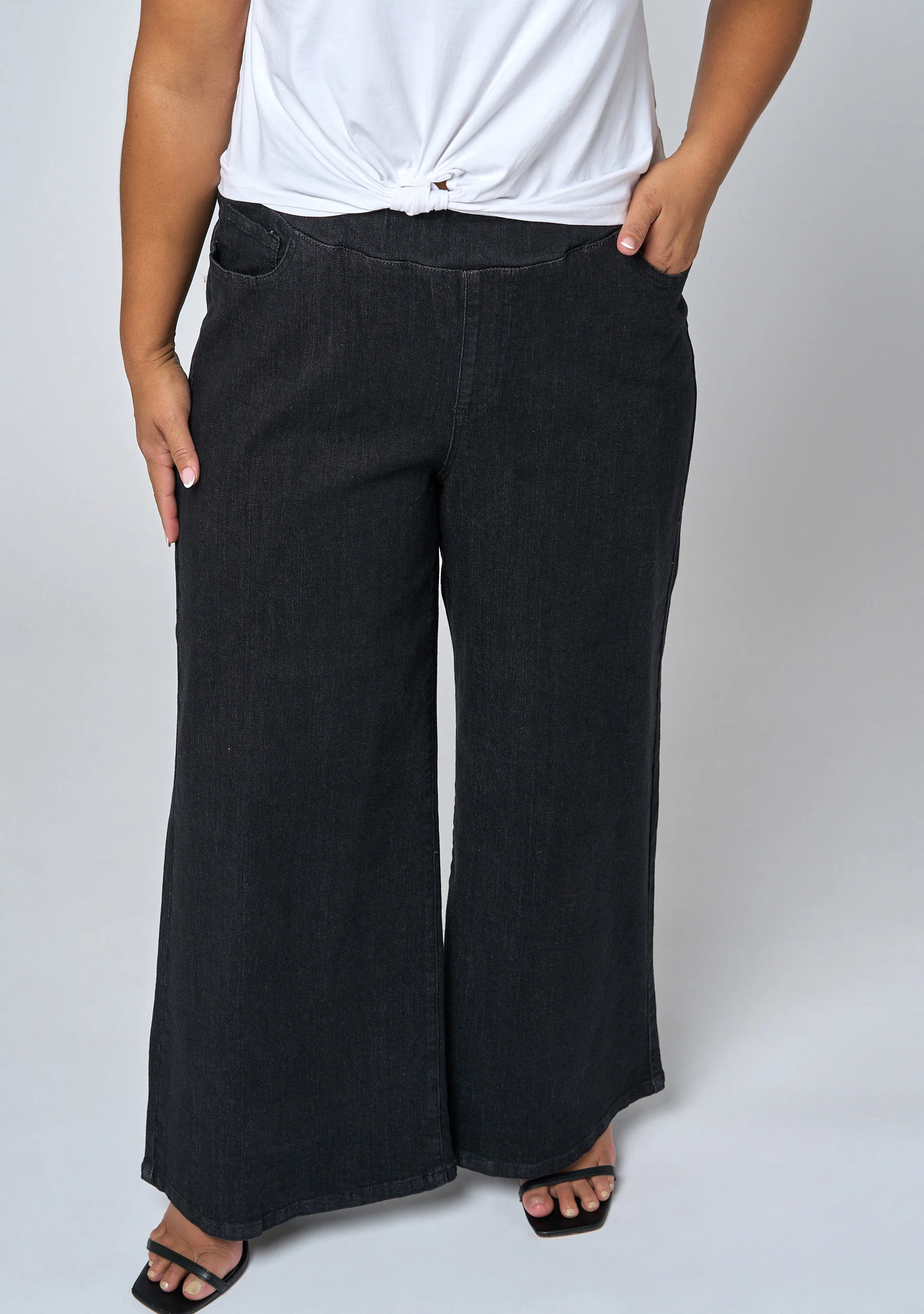 Luxe Wide Leg Comfort Waist Jean - Image 4