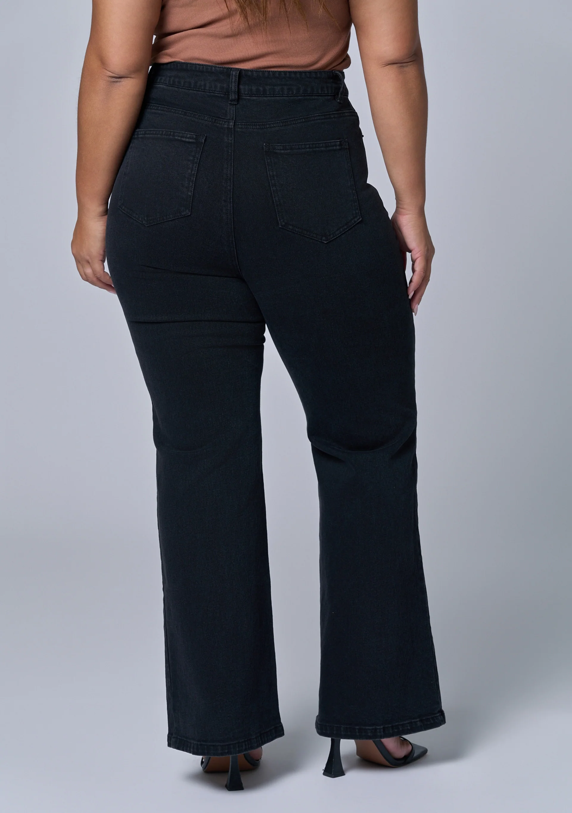 Maddie Bootleg Jean - Image 4