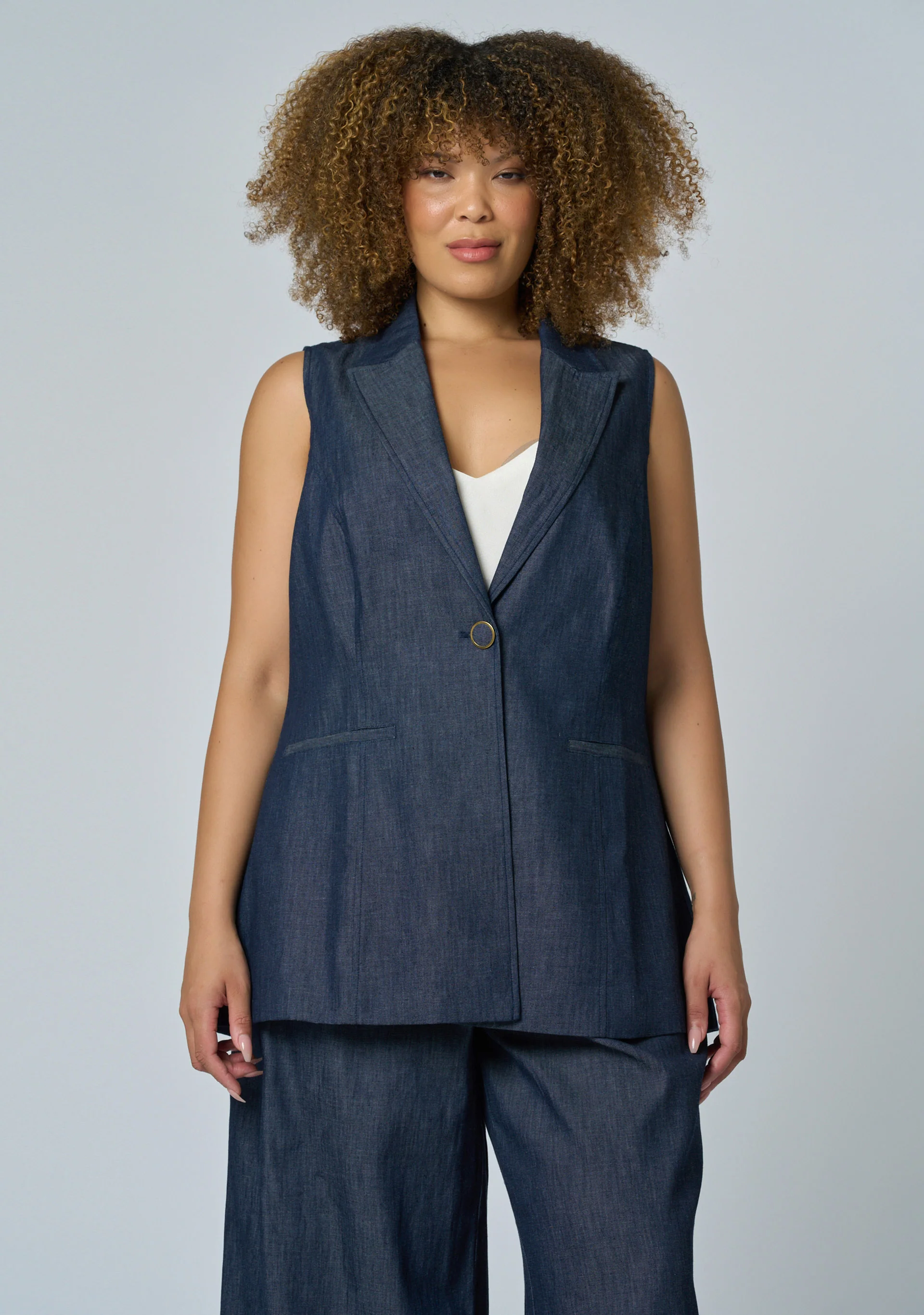 Mardi Longline Vest - Image 3
