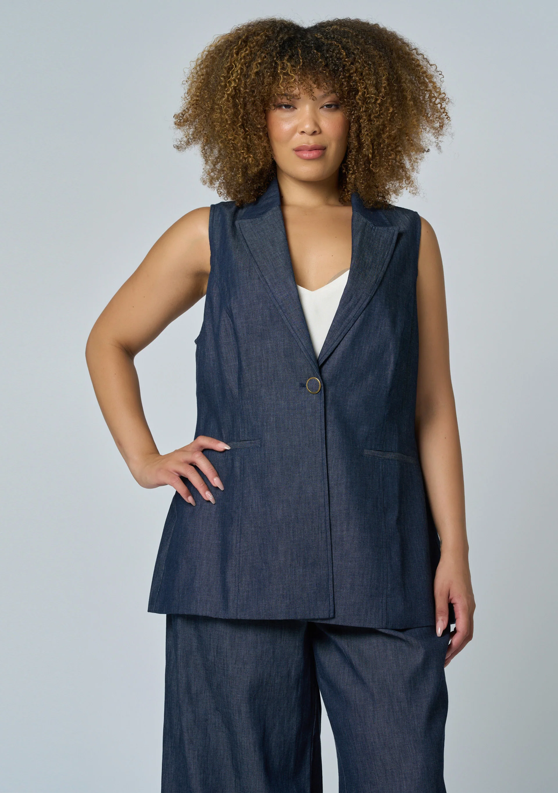Mardi Longline Vest - Image 4