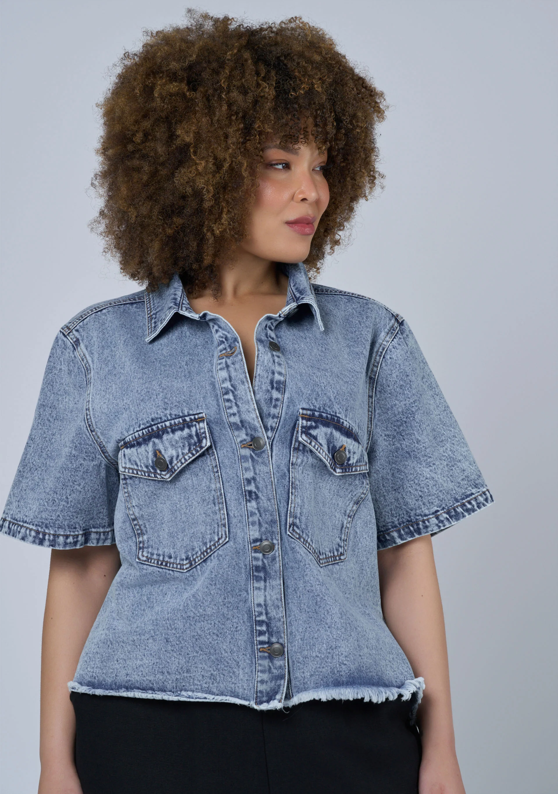 Melissa Cropped Denim Shacket - Image 2