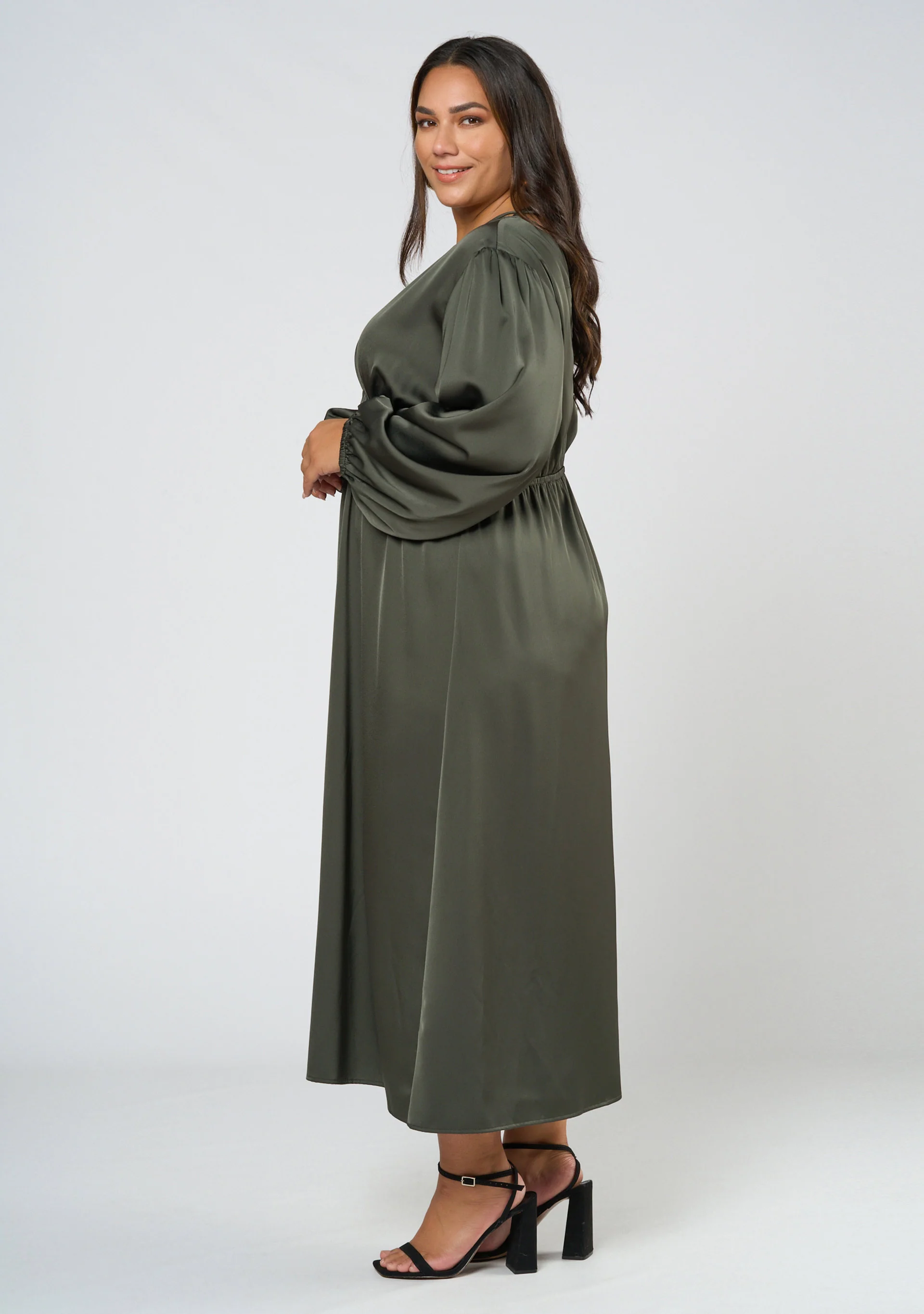 Over and Out Midi Dress - Image 5