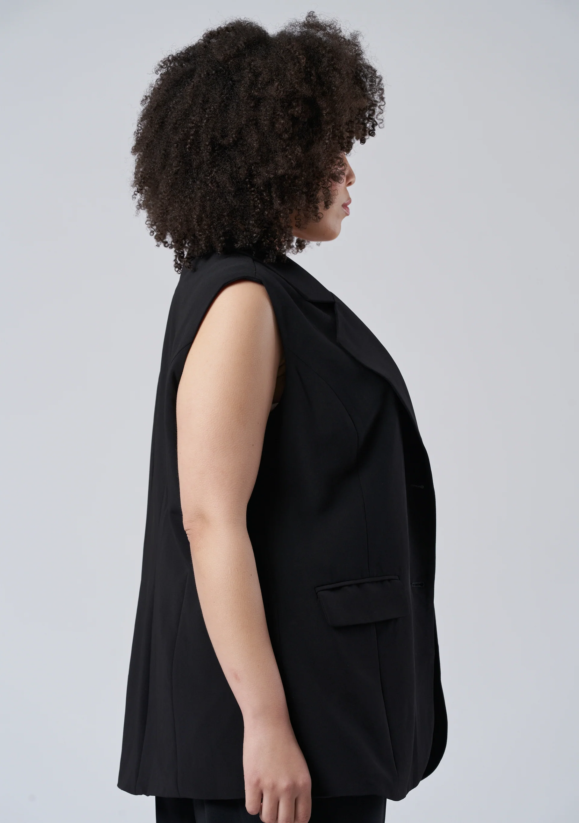 Scarlett Sleeveless Blazer - Image 6