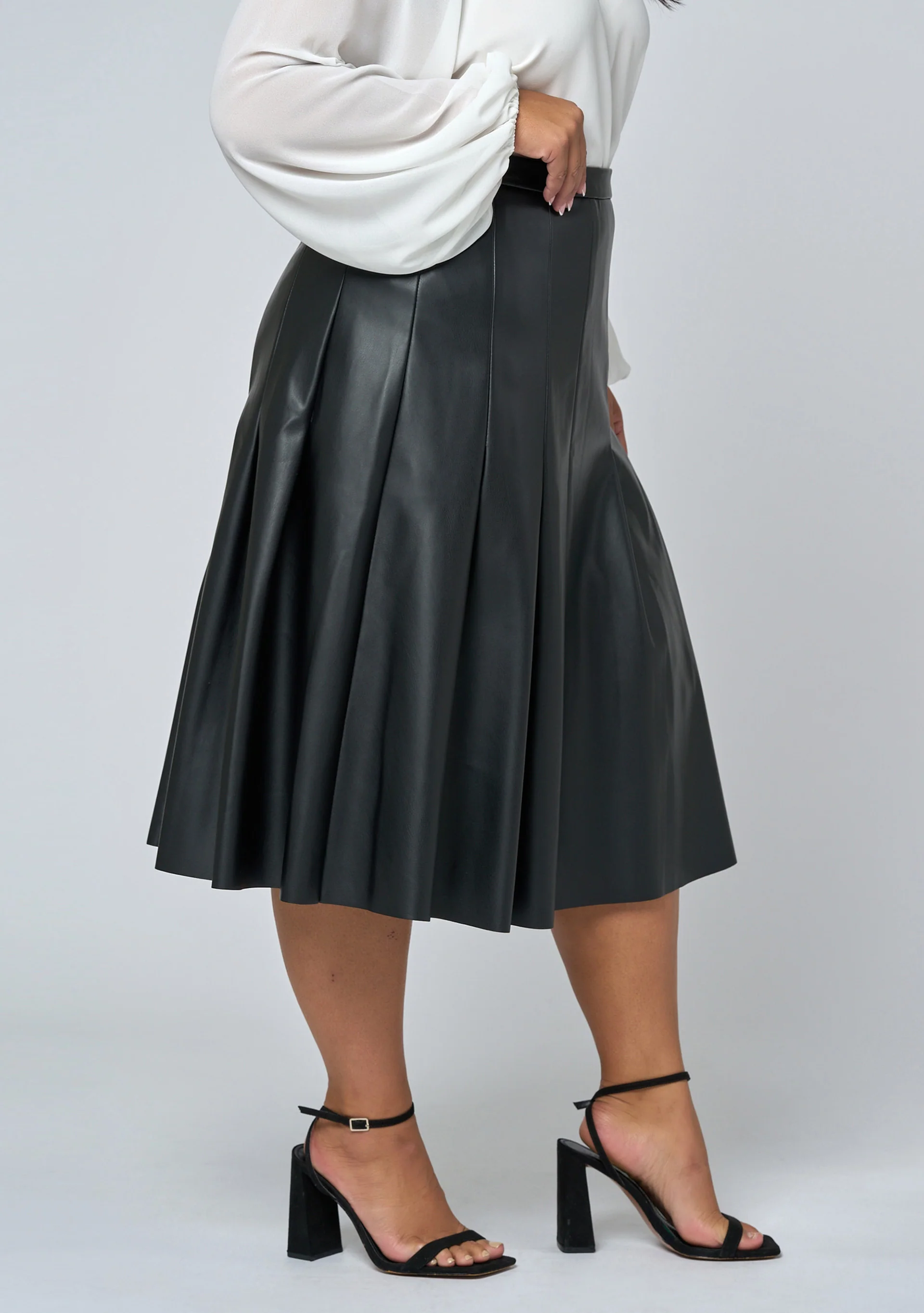 Seraphina Pleated PU Skirt - Image 4
