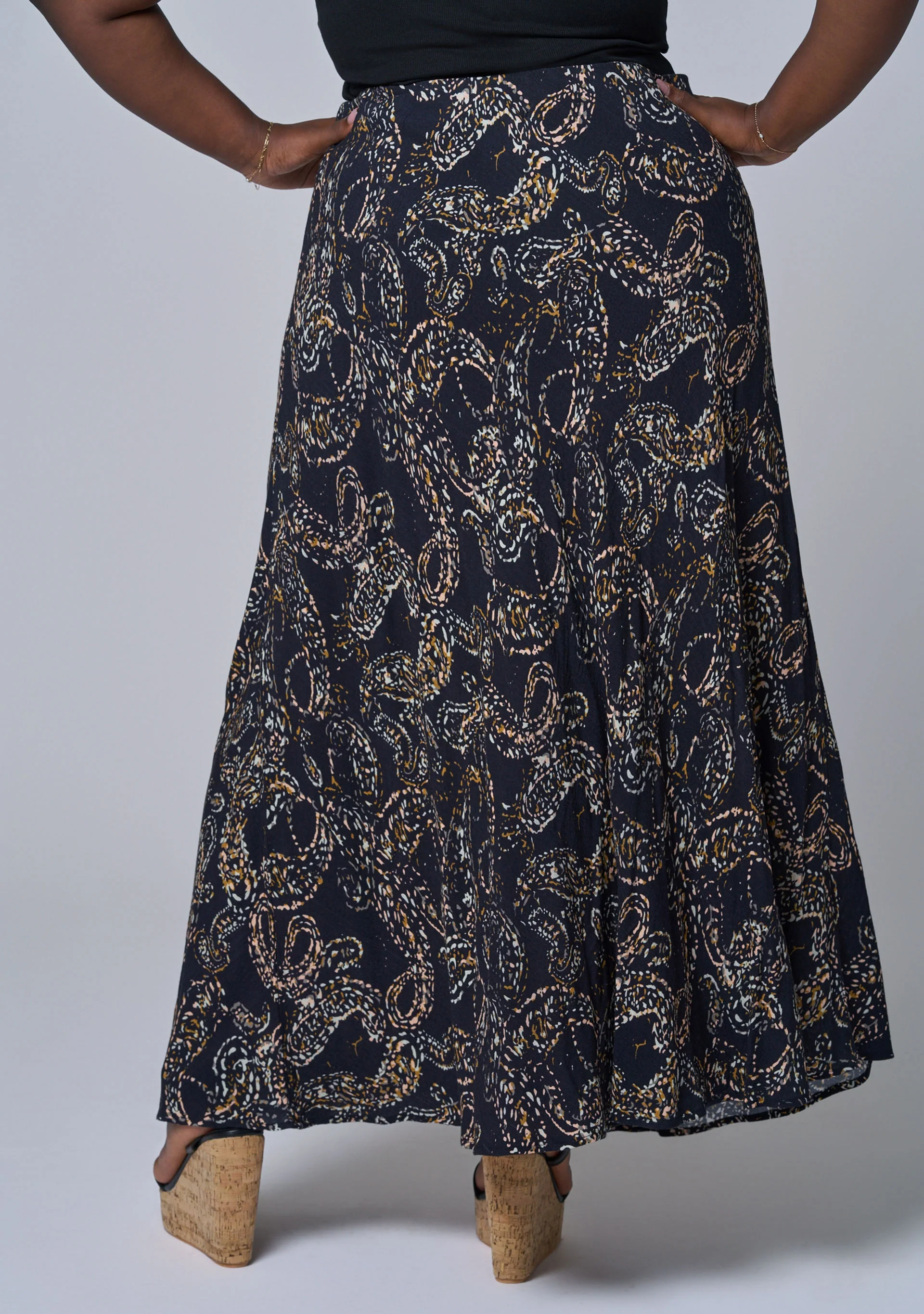 Soleil Maxi Skirt - Image 6