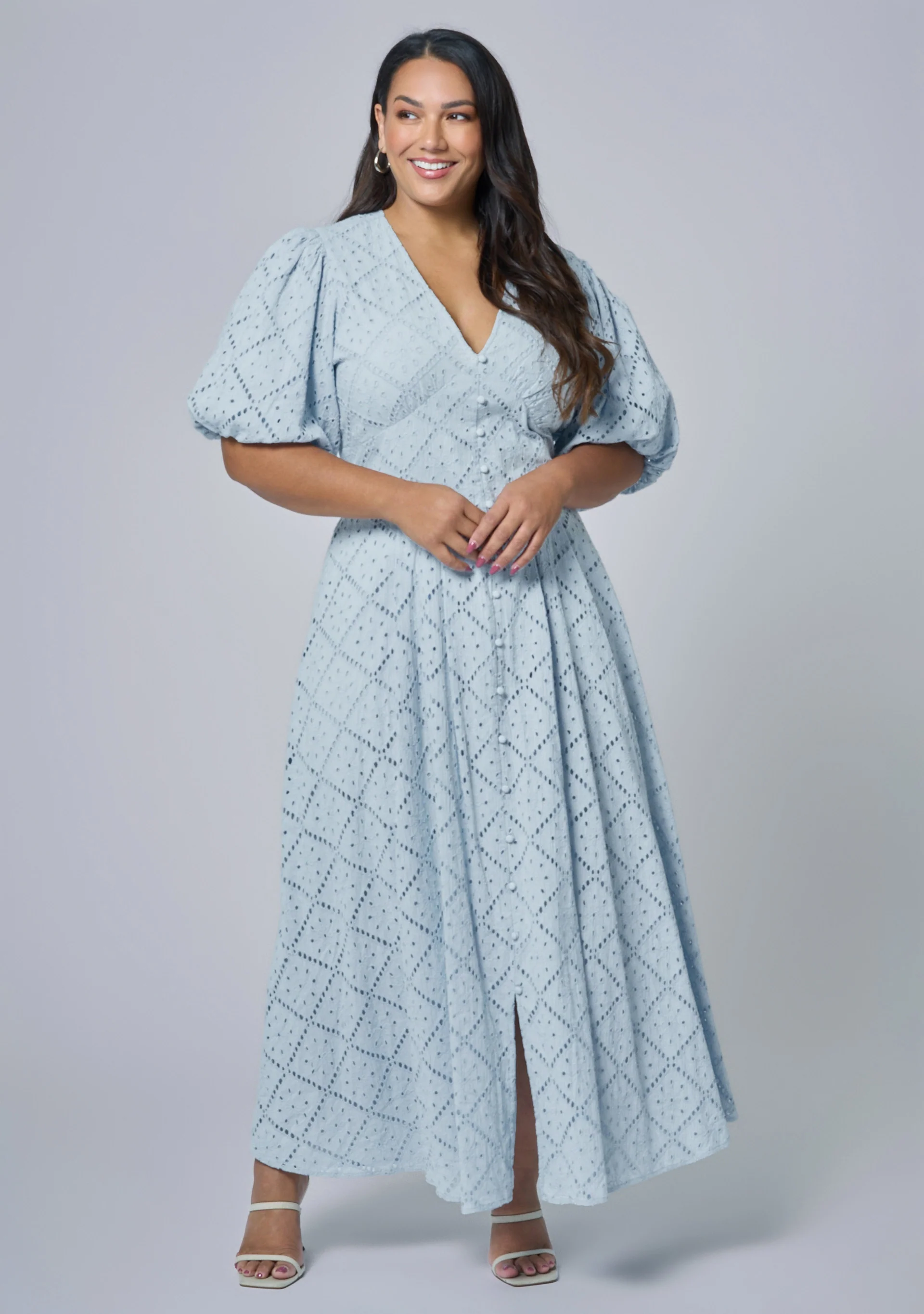 Sophia Broderie Maxi Dress - Image 3