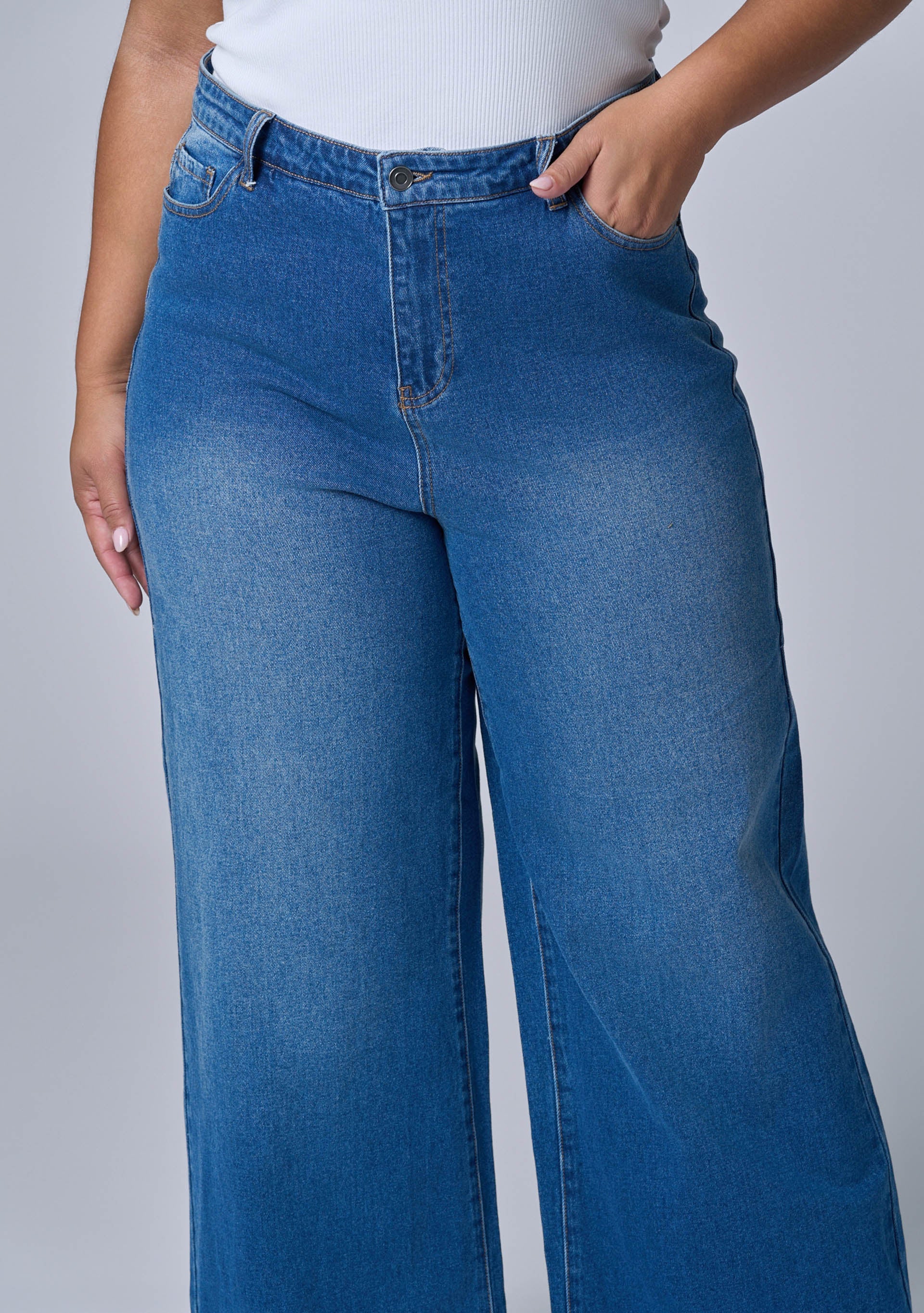 Storm Wide Leg Jean - Image 5