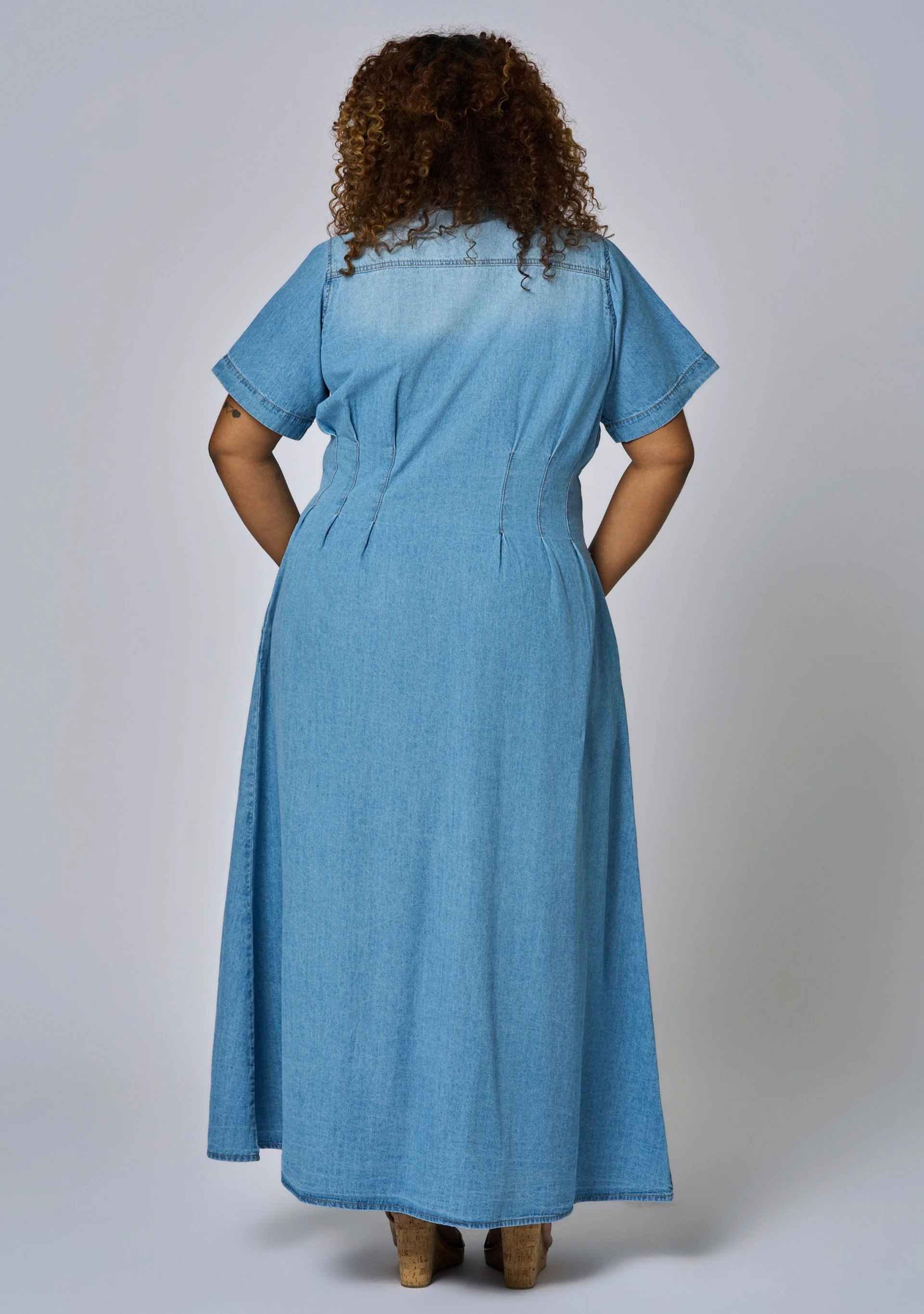 Tara Chambray Maxi Dress - Image 5